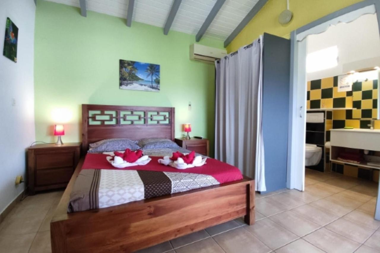 Bungalow With Sea View In Deshaies Εξωτερικό φωτογραφία